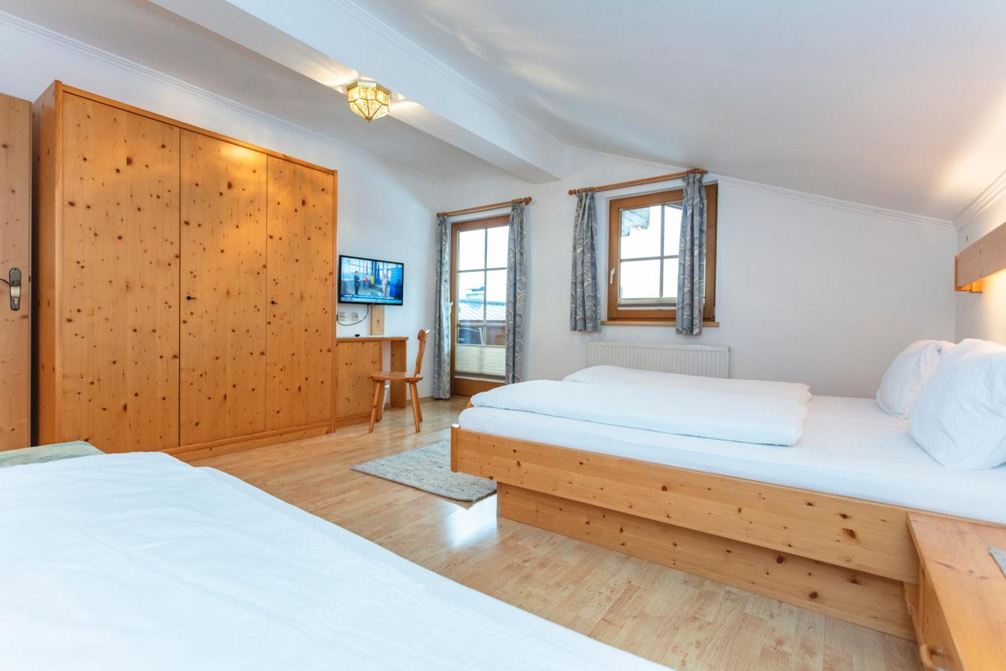 Tischlerwirt Hotel Uttendorf Ngoại thất bức ảnh