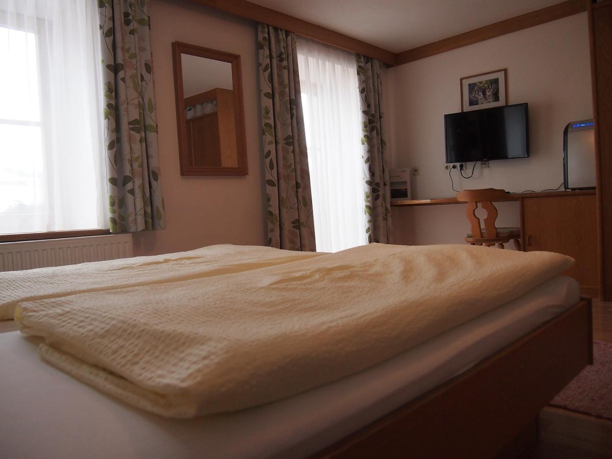 Tischlerwirt Hotel Uttendorf Ngoại thất bức ảnh